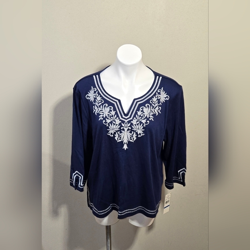 NWT Alfred Dunner Women's Embroidered Scroll Yoke Top Size PXL